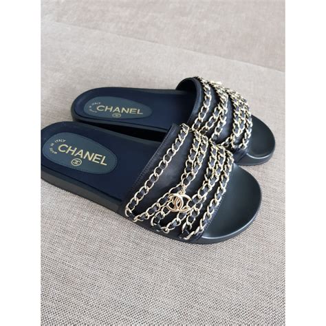 chanel chain slides